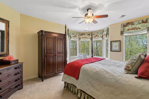 Third bedroom ensuite overlooks the stunning backyard and bluffs