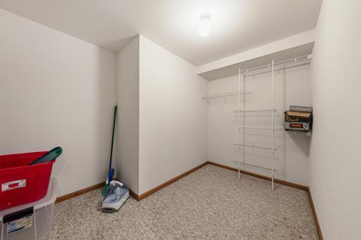1526 Castle Drive, North Mankato, MN 56003