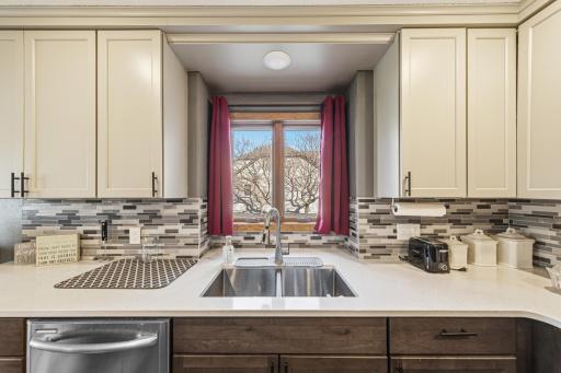 1526 Castle Drive, North Mankato, MN 56003