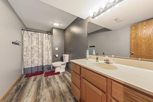 1526 Castle Drive, North Mankato, MN 56003