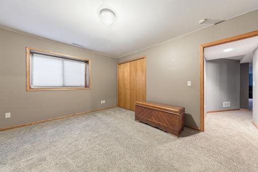 1526 Castle Drive, North Mankato, MN 56003