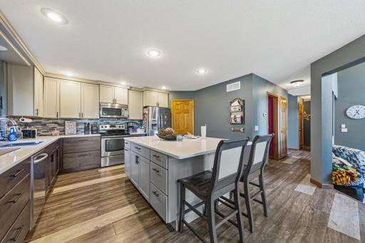 1526 Castle Drive, North Mankato, MN 56003