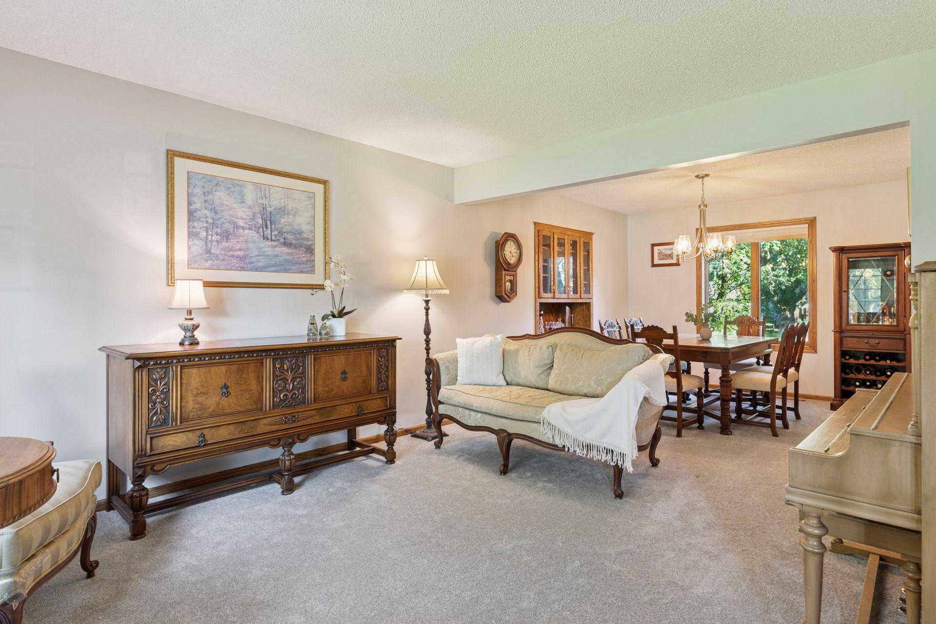 8769 Jewel Avenue South