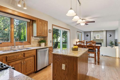 8769 Jewel Avenue S, Cottage Grove, MN 55016