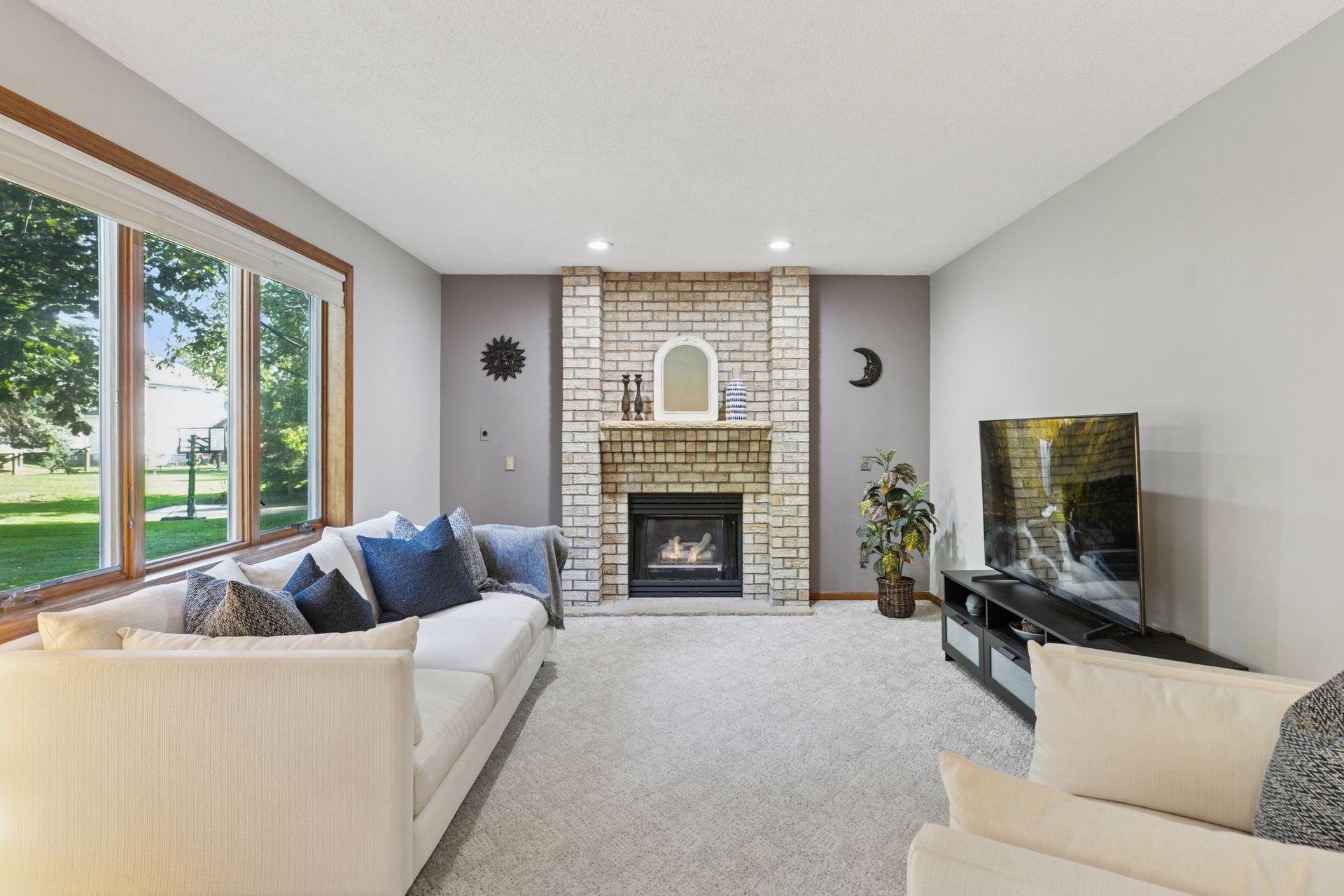 8769 Jewel Avenue South