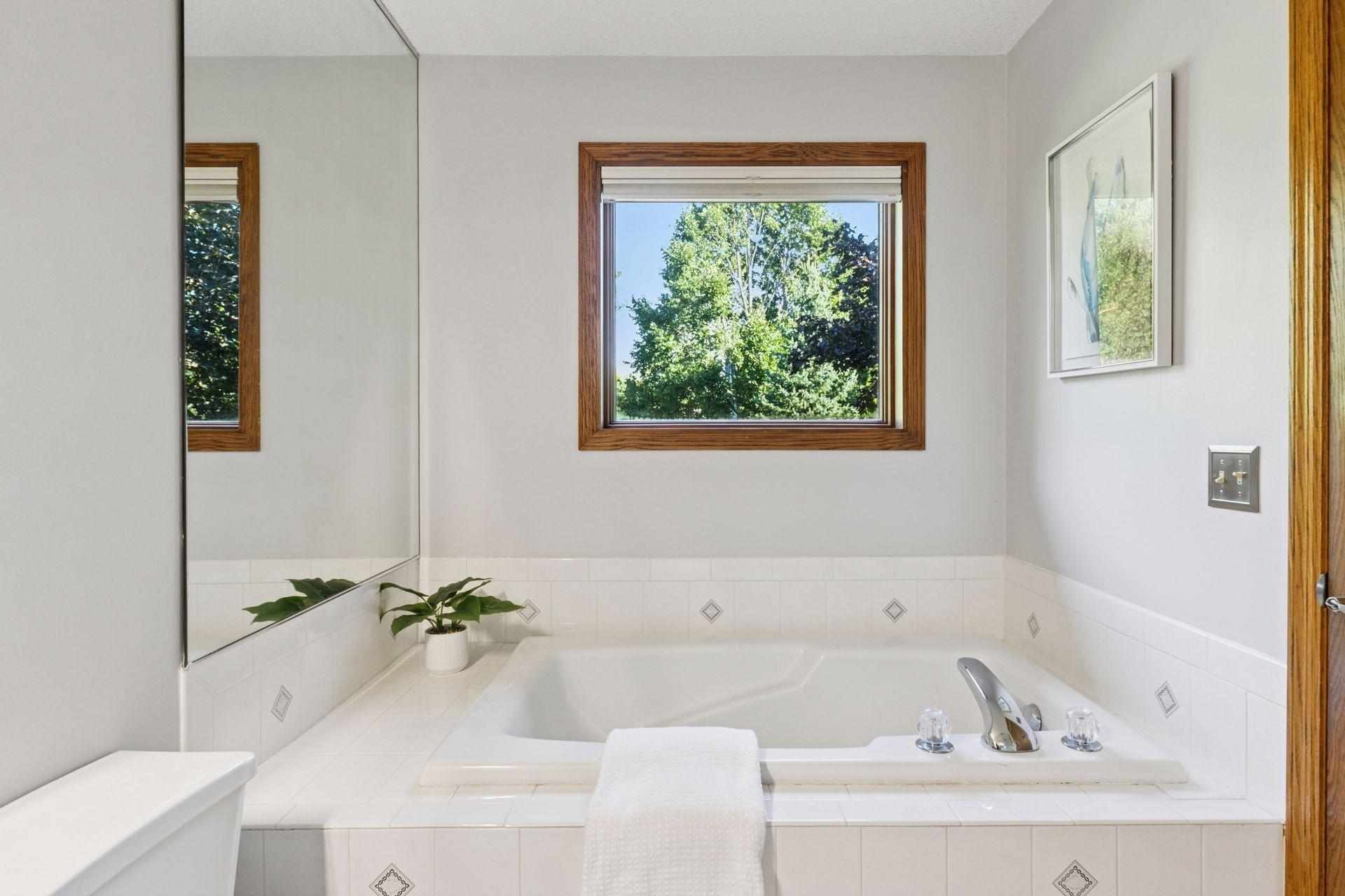 8769 Jewel Avenue South