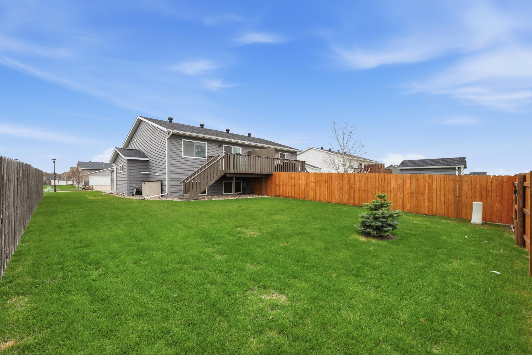 Exterior Back Yard