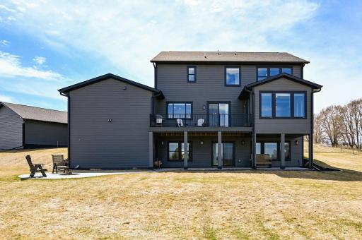 7400 74th Avenue N, Loretto, MN 55357