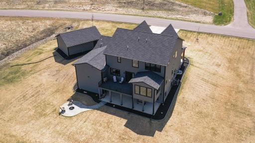 7400 74th Avenue N, Loretto, MN 55357
