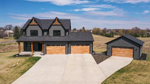 7400 74th Avenue N, Loretto, MN 55357