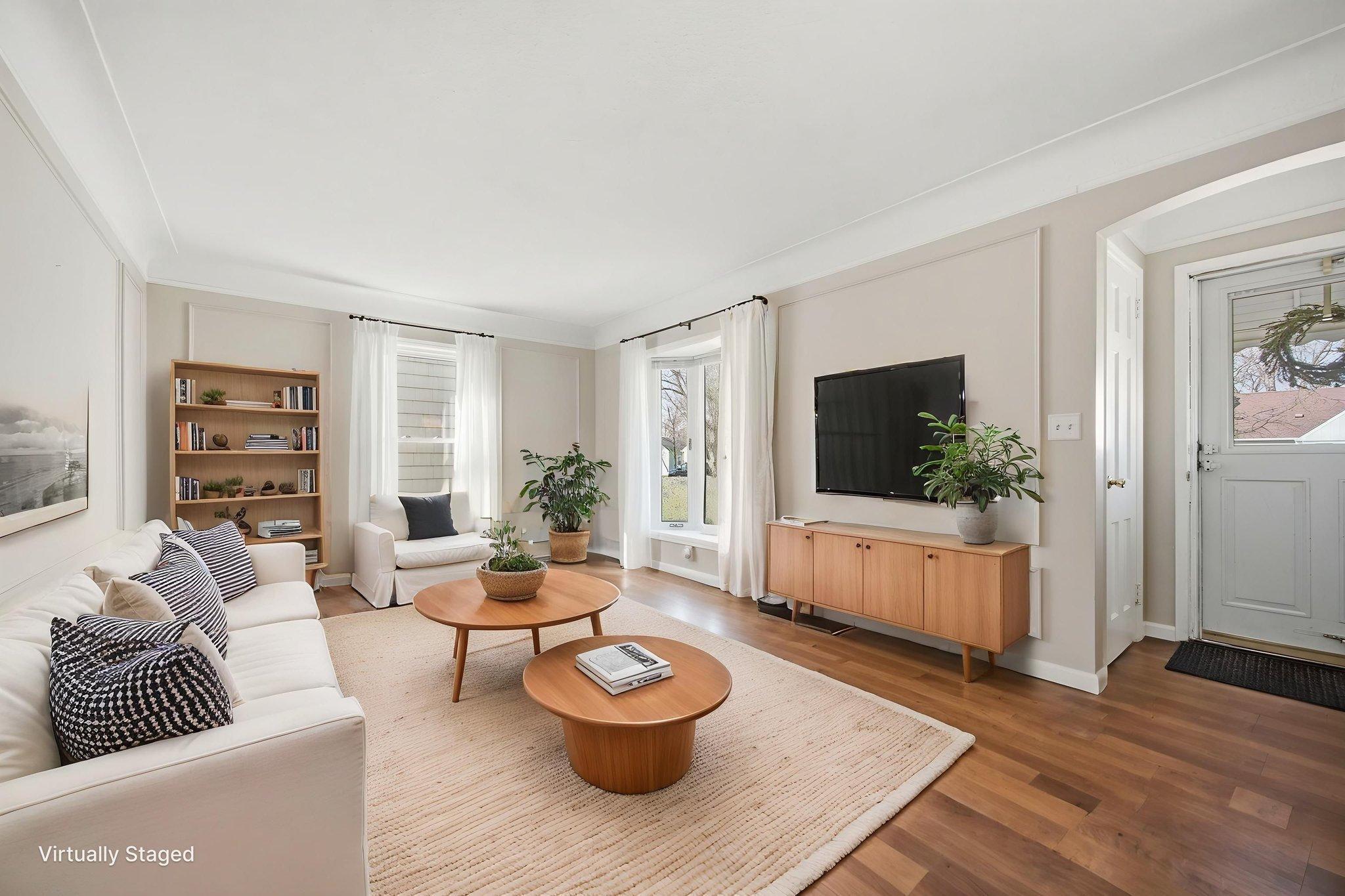 7 - VIRTUALLY STAGED EXAMPLE 1