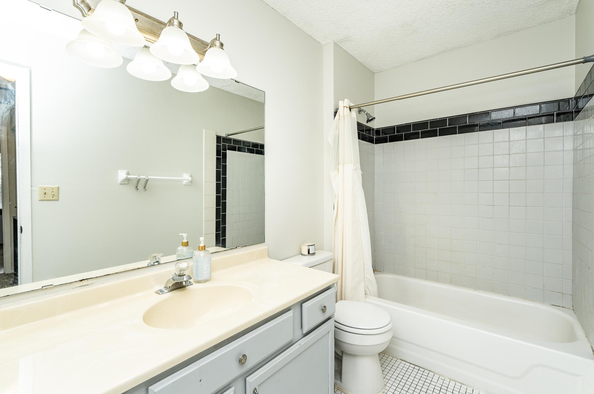 Upper Level Bathroom.jpg