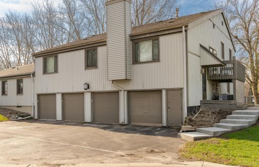 1902 26th Avenue NW, Rochester, MN 55901
