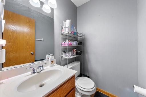 6413 158th Street W, Apple Valley, MN 55124