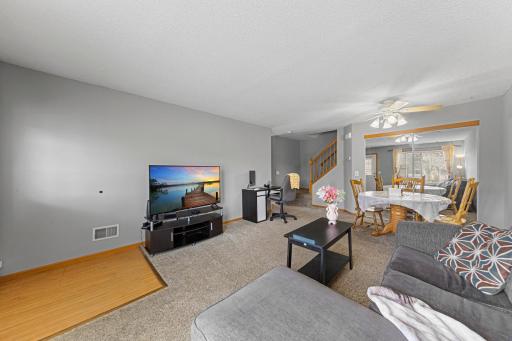 6413 158th Street W, Apple Valley, MN 55124