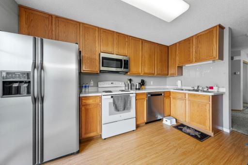 6413 158th Street W, Apple Valley, MN 55124