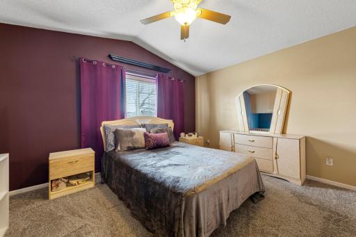 6413 158th Street W, Apple Valley, MN 55124