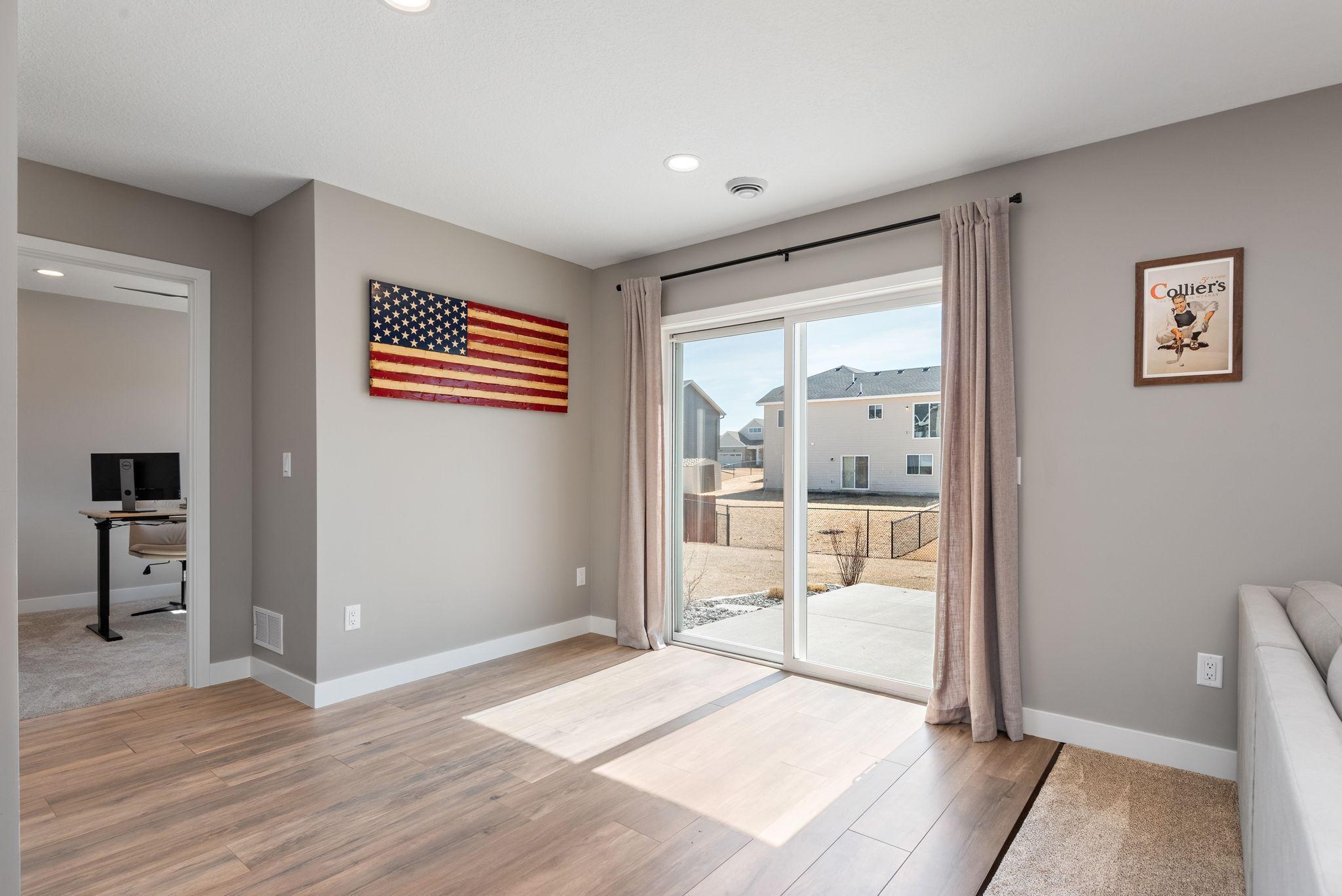 LL boasts in-floor heat (tiled area + bathroom)