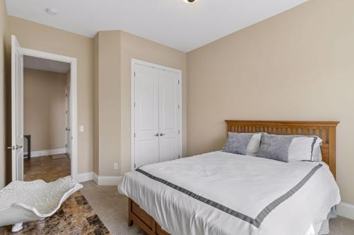 6025 Kimberly Lane N, Minneapolis, MN 55446