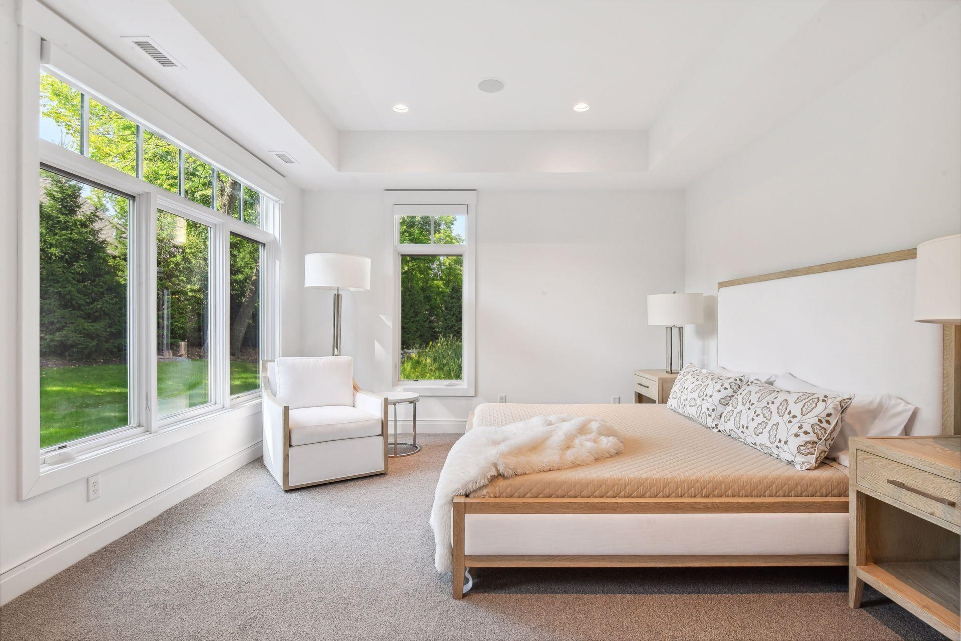 Third bedroom located on the lower level with an en-suite bathroom and walk-in closet