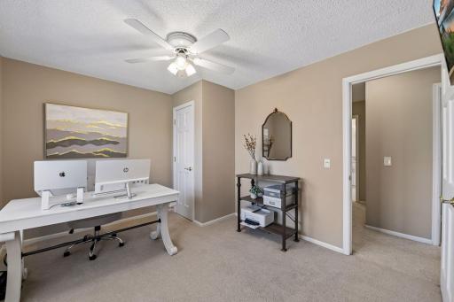 4000 Forestview Lane N, Plymouth, MN 55441