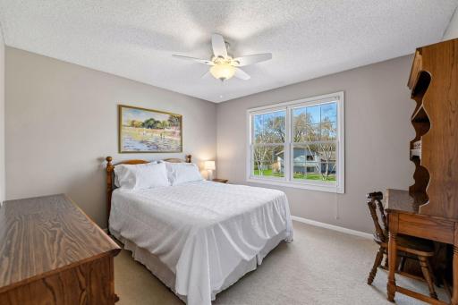 4000 Forestview Lane N, Plymouth, MN 55441