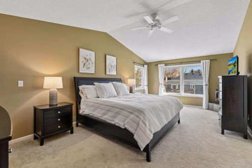 4000 Forestview Lane N, Plymouth, MN 55441