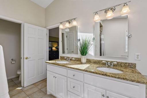 4000 Forestview Lane N, Plymouth, MN 55441