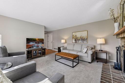 4000 Forestview Lane N, Plymouth, MN 55441