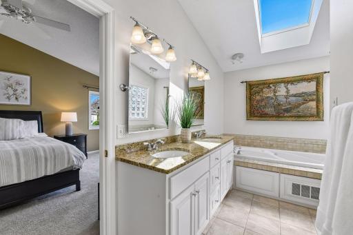 4000 Forestview Lane N, Plymouth, MN 55441