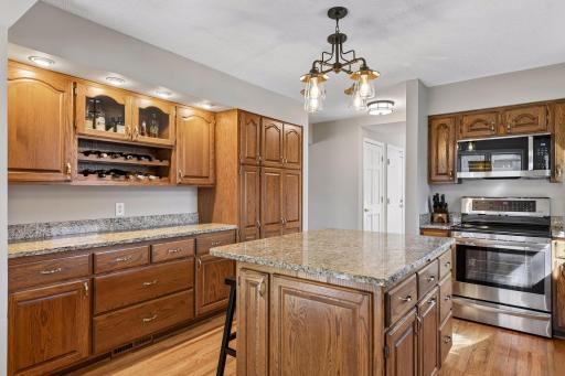 4000 Forestview Lane N, Plymouth, MN 55441