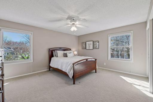 4000 Forestview Lane N, Plymouth, MN 55441