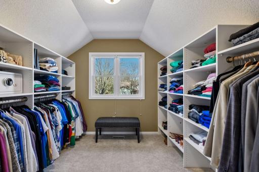 4000 Forestview Lane N, Plymouth, MN 55441