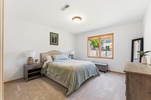 719 Eastridge Drive, Northfield, MN 55057