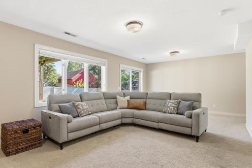 719 Eastridge Drive, Northfield, MN 55057