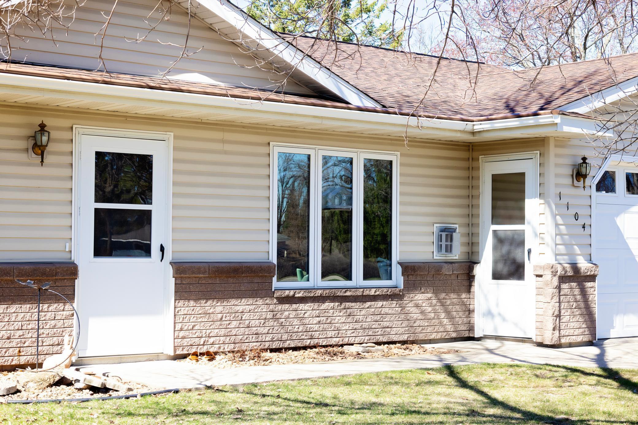 Aion-1104 Van Dyke Rd NW - 003R.jpg