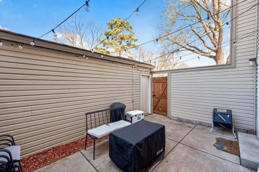 Townhome outside entryway