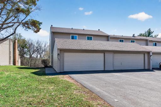 Detached 2 Car Garage
