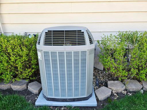 1920 3rd Avenue SE, Austin, MN 55912