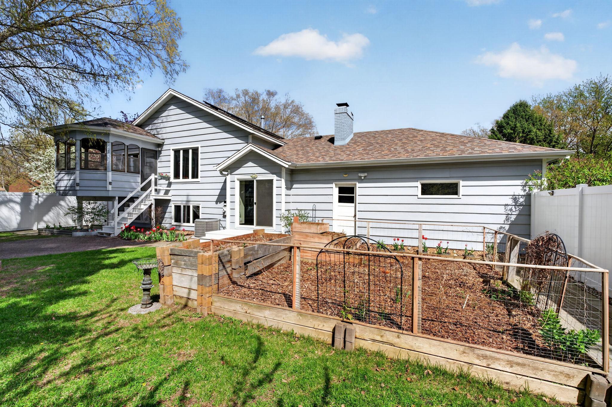 103-web-or-mls-798 Sunset-19.jpg