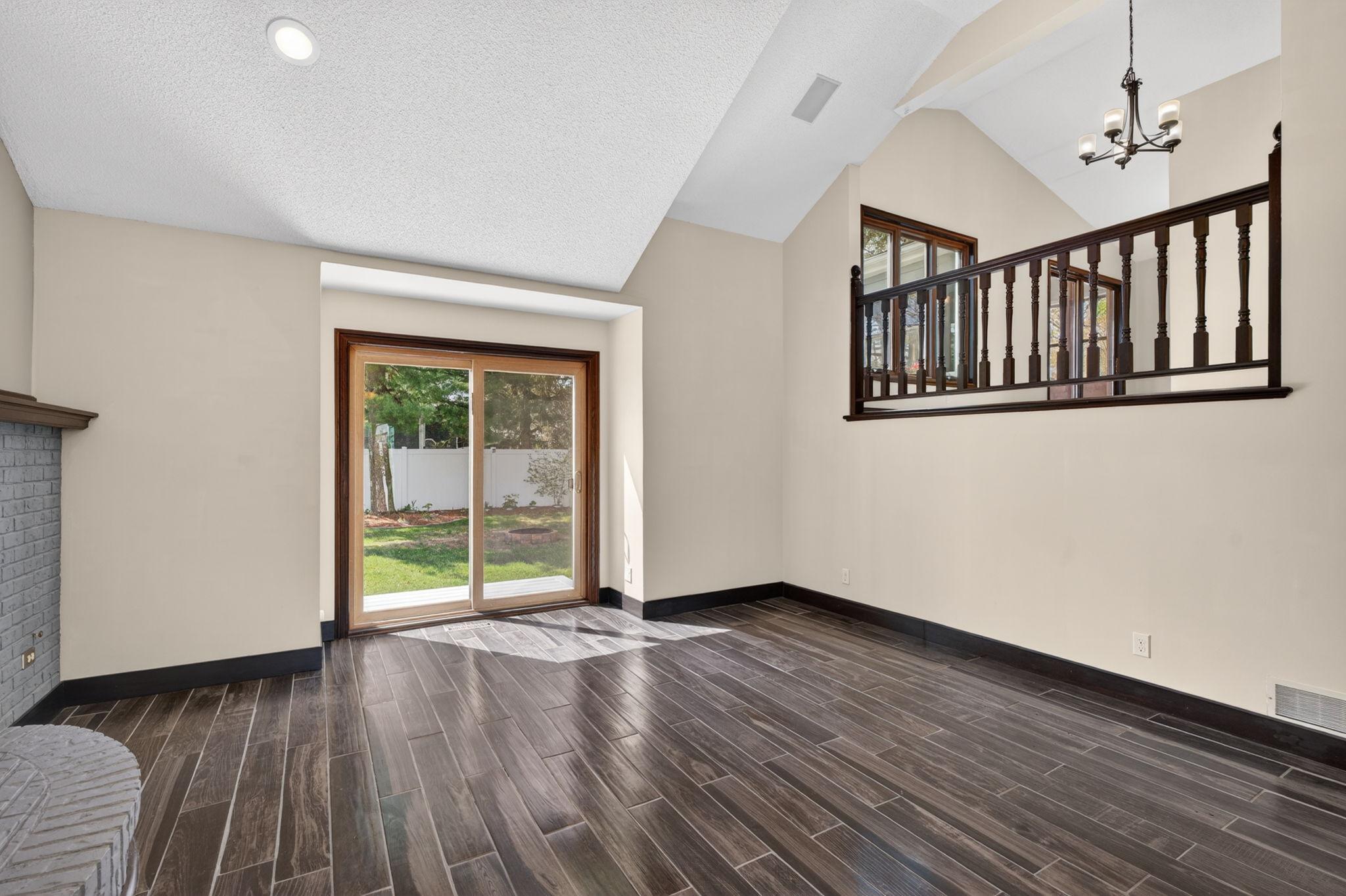Spacious great room with walk-out and vaulted ceiling