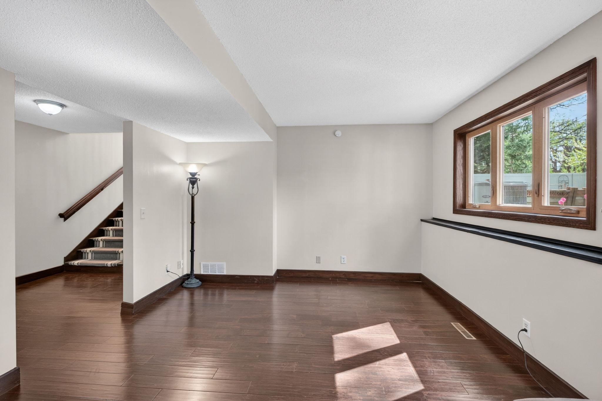 Family room LL