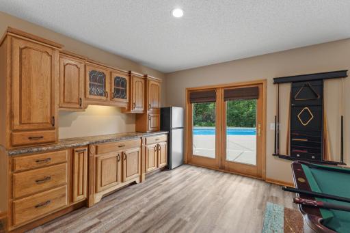 981 Barton Avenue NW, Buffalo, MN 55313