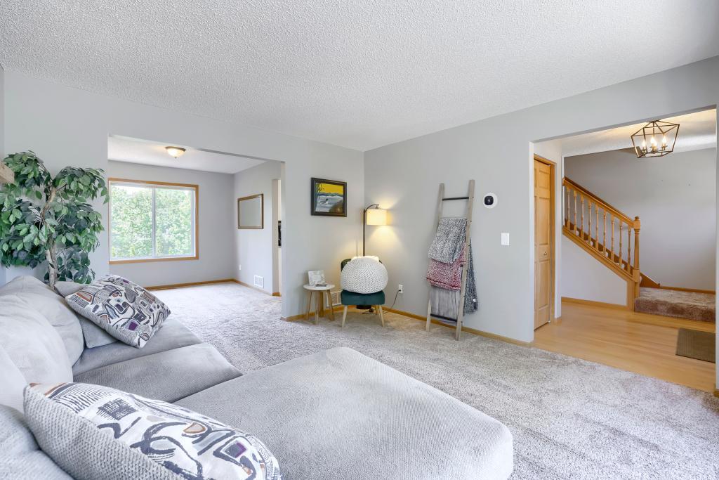 Front Room to DR.jpg