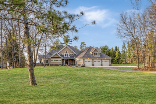 1242 Maple Leaf Trail NW, Walker, MN 56484