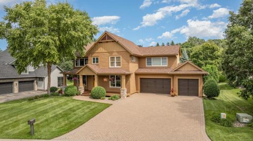 1520 Bridgewater Road, Minneapolis, MN 55422