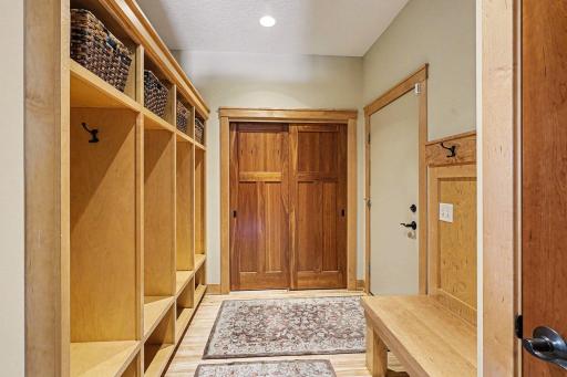 1520 Bridgewater Road, Minneapolis, MN 55422