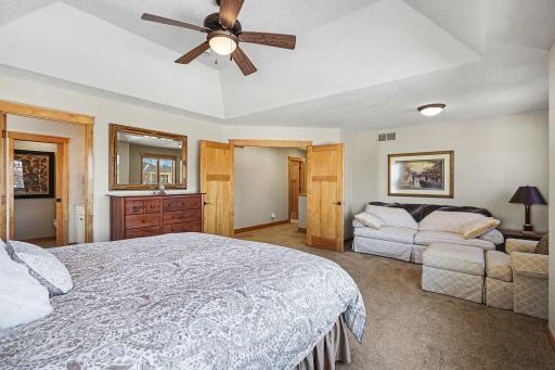 1520 Bridgewater Road, Minneapolis, MN 55422