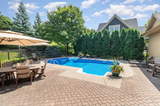 1520 Bridgewater Road, Minneapolis, MN 55422