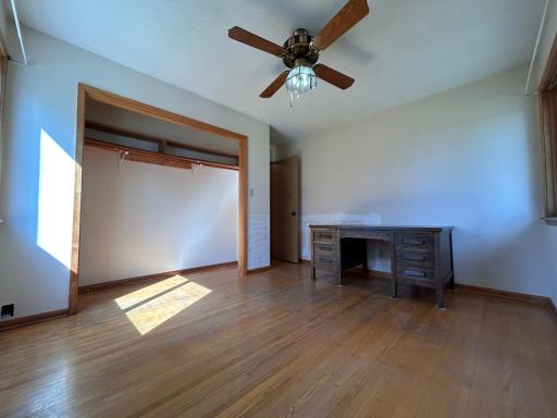549 23 E, Milaca, MN 56353